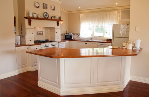 Healesville House | Lucy's House Serenity