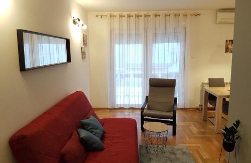 Zvezdara Apartment | Luka Lux apartman