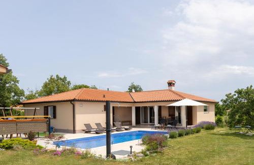Rasa Villa | Luka's house