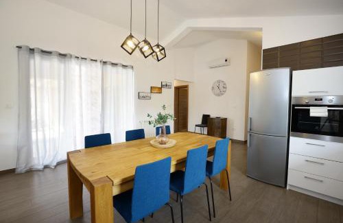 Rasa Villa | Luka's house