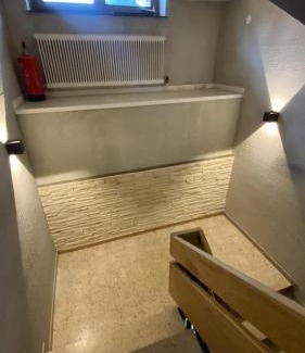 Schuttdorf Apartment | Lukas Wohnung