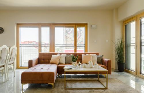 Mirow Apartment | Lumina premium apart near Mennica Residence