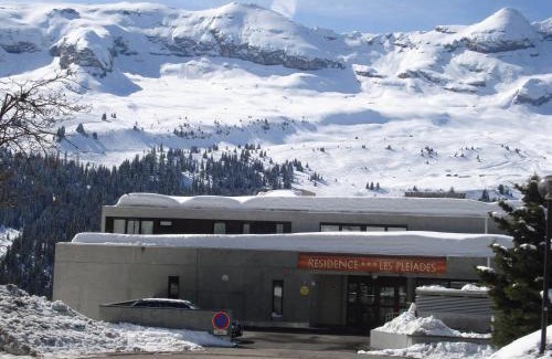 Flaine Apartment | Lumineux 2 Pièces avec Cabine à Flaine Forêt · Balcon Sud · Parking Couvert · Proche Pistes - FR-1-425-149