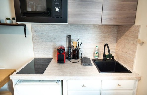 17th Arrondissement Apartment | Lumineux. Appartemt Batignolles/Opéra, Montmatre