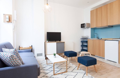 Clignancourt Apartment | Luminous and design Close To The Sacred Heart