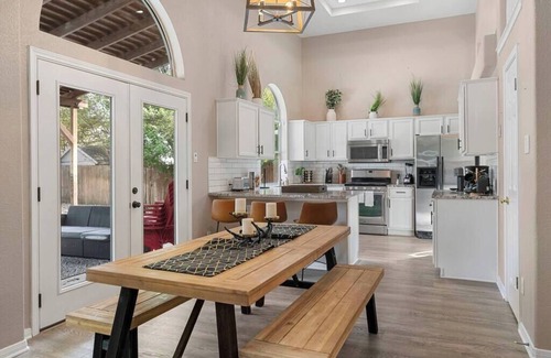 Round Rock House | Luminous Home w/Pool, Spa & Game Lounge