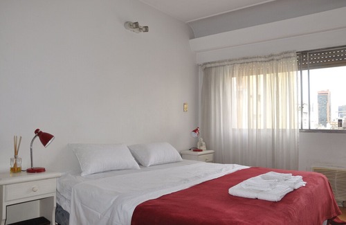 El Centro Apartment | Luminous Studio Apartment. Ideal Location. By Owner.