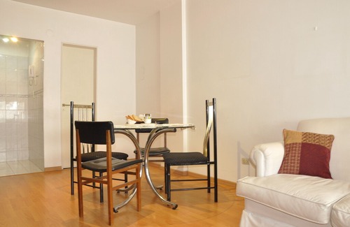 El Centro Apartment | Luminous Studio Apartment. Ideal Location. By Owner.