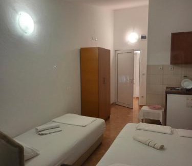 Ulcinj Bed & Breakfast | Luna del Mare