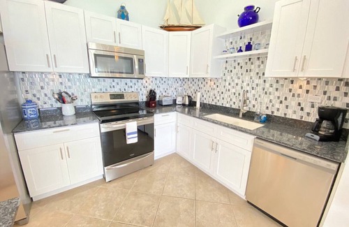 Oyster Pond Condo | Luna Sul Mare - 2 Bed 2.5 Bath Condo with gorgeous ocean view!