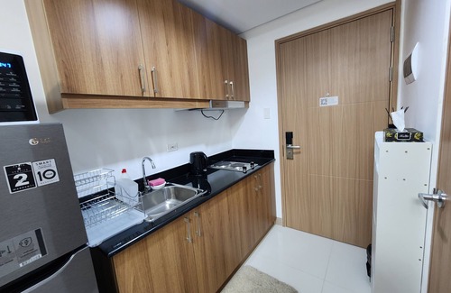 San Antonio Condo | Lush Tower Makati