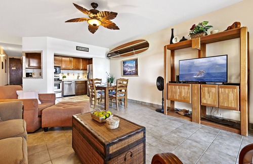 Honokowai Condo | Lush tropical setting steps away from sea breezes
