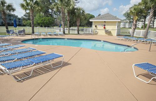 Central Myrtle Beach Apartment | Luster Leaf Villa