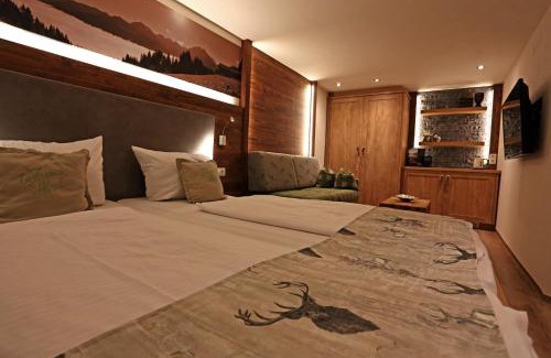 Akams Hotel | lustiger Hirsch