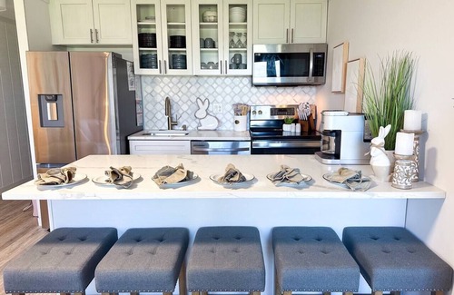 Snowshoe Condo | LUX 2BR True Ski In/Out- King+3Queens @ Lift