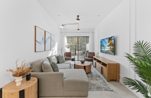 Florida Central Atlantic Coast House | Lux 5br Home, Game Room, 4 Suites & Private Pool