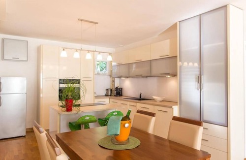 Sveti Stefan Apartment | Lux apartment Donna Sofia Charming 2-bedroom apartment in Sveti Stefan