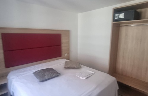 Valenciennes Apartment | Lux 'Appart Hôtel