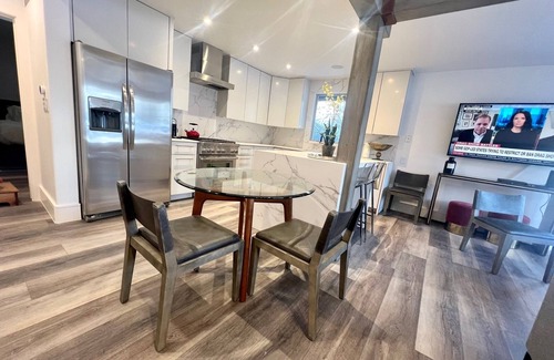 Aspen Condo | Lux condo in core. LG 2BR. Side of mtn, walk to Gondola. New rehab, great views