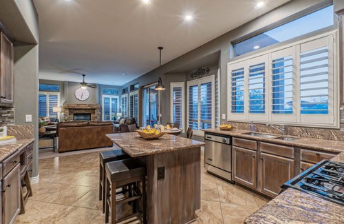 Las Sendas House | LUX, Mt & City Views, Near Golf & Trails, Pvt Htd POOL w/Slide, Spa, Putt Green