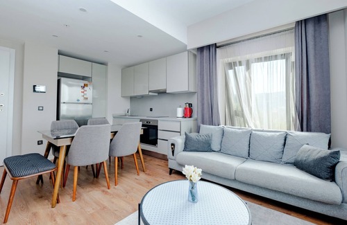 Bagcilar Apartment | lUX RESIDENCE IN HIGH FLOOR
