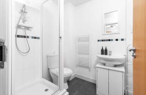Bordesley Apartment | LUX SEA BLUE-BIRMINGHAM CENTRAL APARTMENT