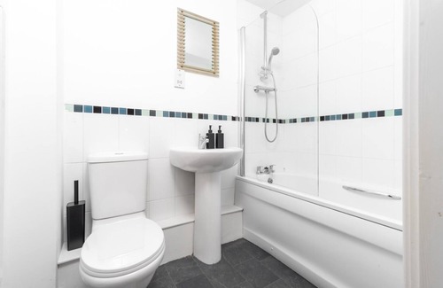 Bordesley Apartment | LUX SEA BLUE-BIRMINGHAM CENTRAL APARTMENT