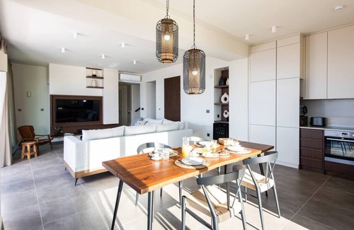 Kokkinon Khorion Villa | Lux Villa Kokoblue-Spectacular Views-Family Villann