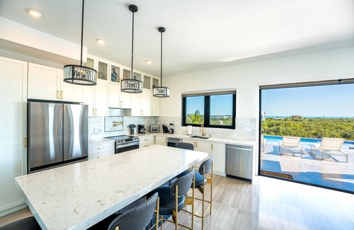 Long Bay Hills Villa | LUX Villa: Ocean View, Private Pool, Chef Avail, Golf & Beach 5 mins. Long Bay
