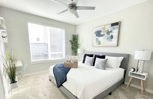 Grand Prairie Apartment | Luxe 1BR with Pool - Near Arlington, Dallas Fort Worth, AT&T
