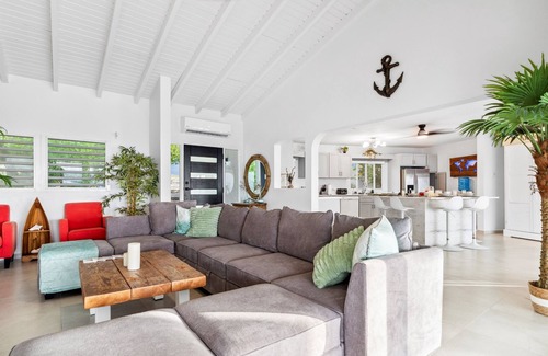 Dawn Beach Estates Villa | Luxe 3BR Villa: Pool & Sweeping Ocean Views