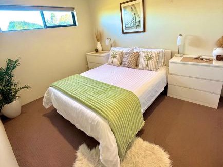 Mandurah Apartment | Luxe Coastal Oasis