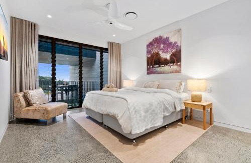 Alexandra Headland House | Luxe Condo at Alex Beach
