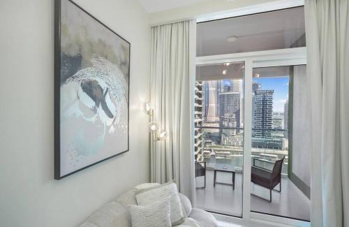 Trade Centre 1 Apartment | Luxe Den-1BR Cozy Treat By Canal side