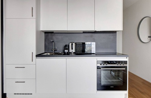 Favoriten Apartment | Luxe Favoriten 1BR w/Gym & Elevator, walk to Hauptbahnhof, by Blueground