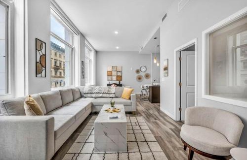 Gateway District Apartment | Luxe Flat with Heated Pool Sauna Rooftop Deck Gym
