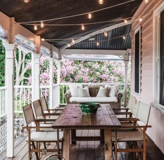 Montville House | Luxe Hinterland Stay, Eastnor at Montville Estate