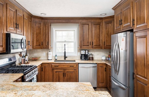 Traverse City Other | Luxe home 7 mi to TC/3 min Long Lake boat launch
