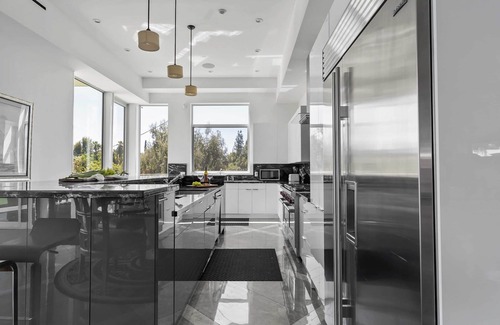 Woodland Hills Villa | Luxe LA Escape w/Pool, Views & Game Room Alta Vista Estate by Avantstay