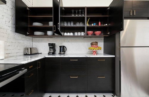 Plateau Mont Royal Apartment | Luxe Loft:Large 3BR + 3 on-suite Historic Plateau