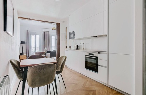 Barrio de La Latina Apartment | Luxe Palacio 2BR w/Balcony & A/C, nr Bars & Dining, by Blueground