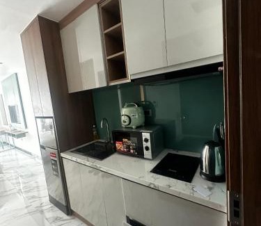 Dong Da Apartment | Luxe Paradise Suites Hotel Hoang Cau
