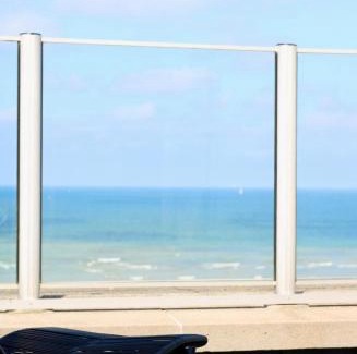 Oostduinkerke-Bad Apartment | Luxe penthouse met zeezicht en 2 zonneterrassen