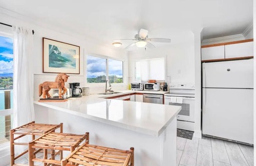 Lihue Apartment | Luxe Private Cliffside Oasis at Kalapaki Beach!