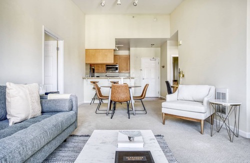 San Bruno Apartment | Luxe San Bruno 2BR w/Pool, Gym, W/D, near trains + shops, by Blueground