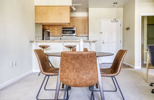 San Bruno Apartment | Luxe San Bruno 2BR w/Pool, Gym, W/D, near trains + shops, by Blueground