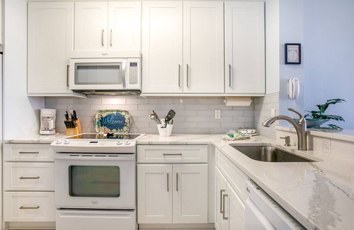 Amelia City Condo | Luxe, Updated, Oceanfront Condo with Ground-Floor Patio, WiFi & Shared Pool