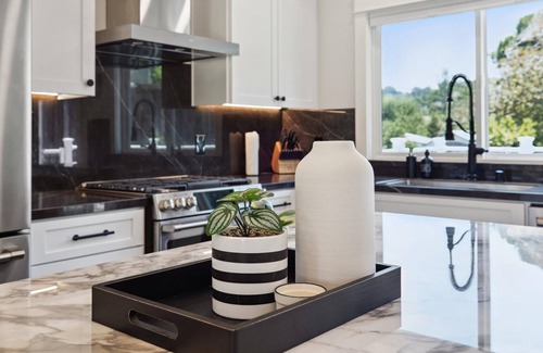 San Bruno House | LuxoStays Bright & Cozy 4BR Home 5 Beds 2 Baths Serene Escape