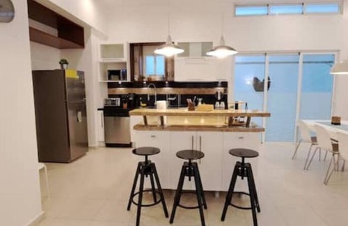 Santiago Province House | luxurious house with jacuzzi and garden