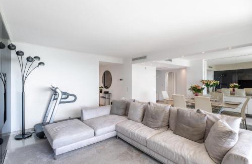 Cap d'Ail Apartment | Luxueux 4 Pièces - Jacuzzi - Piscine - Frontière Monaco
